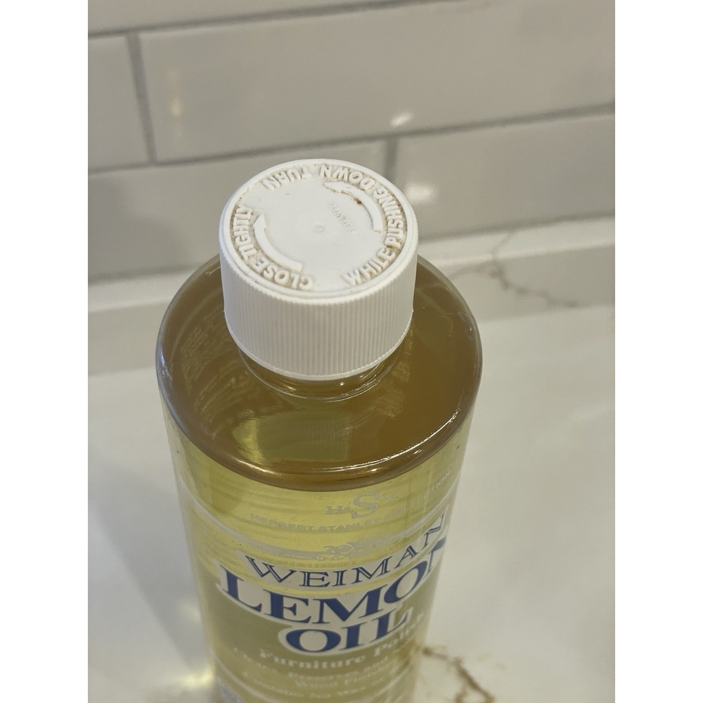 Weiman Lemon Oil Furniture Polish Wood Clean Preserve Sunscreen 16 f oz 95% Full - Picture 3 of 5